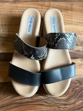 Steve Madden Women's Black Snake-Print Platform Sandals W 9